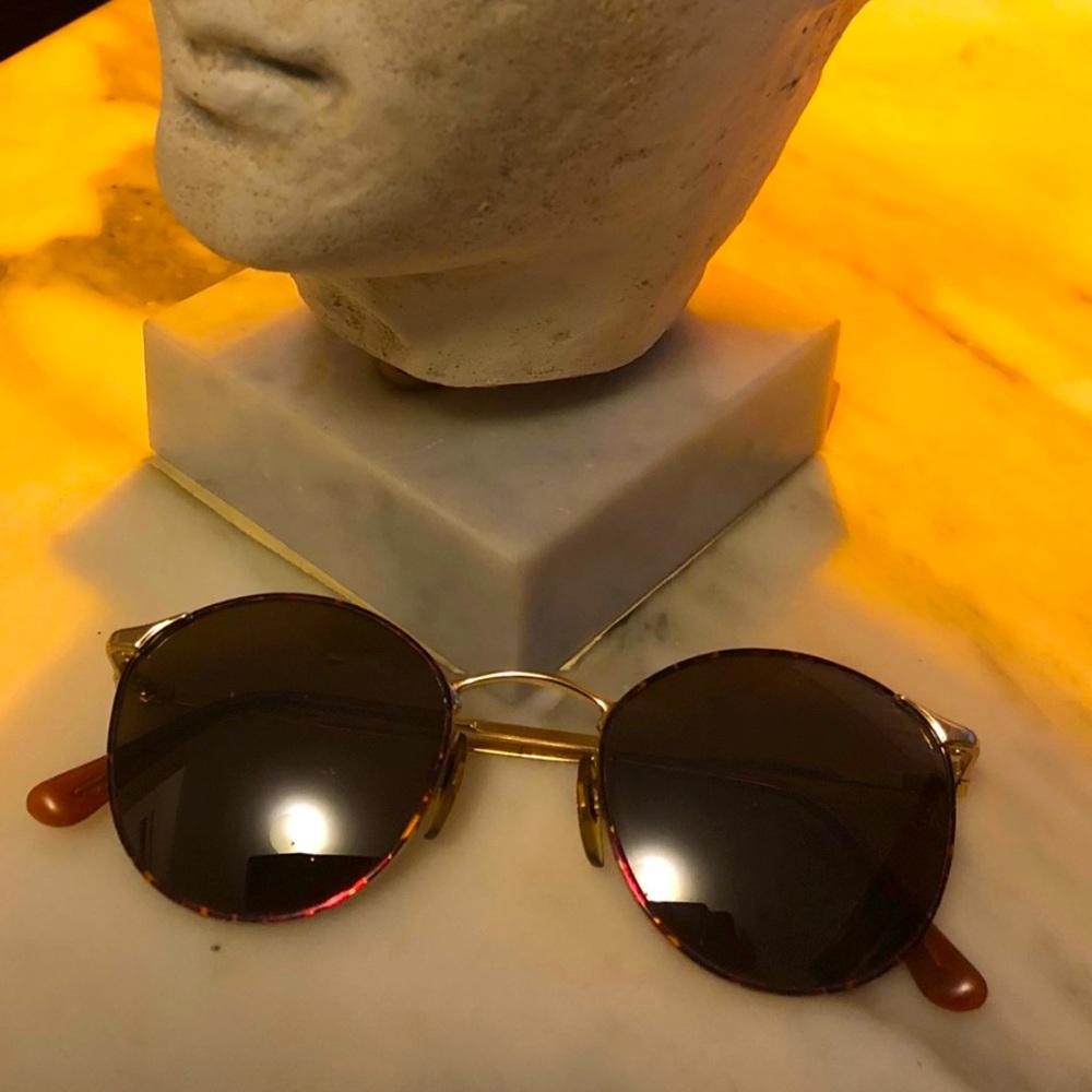 Giorgio Armani Sunglasses Gold & Tortoise. Vintage 1995